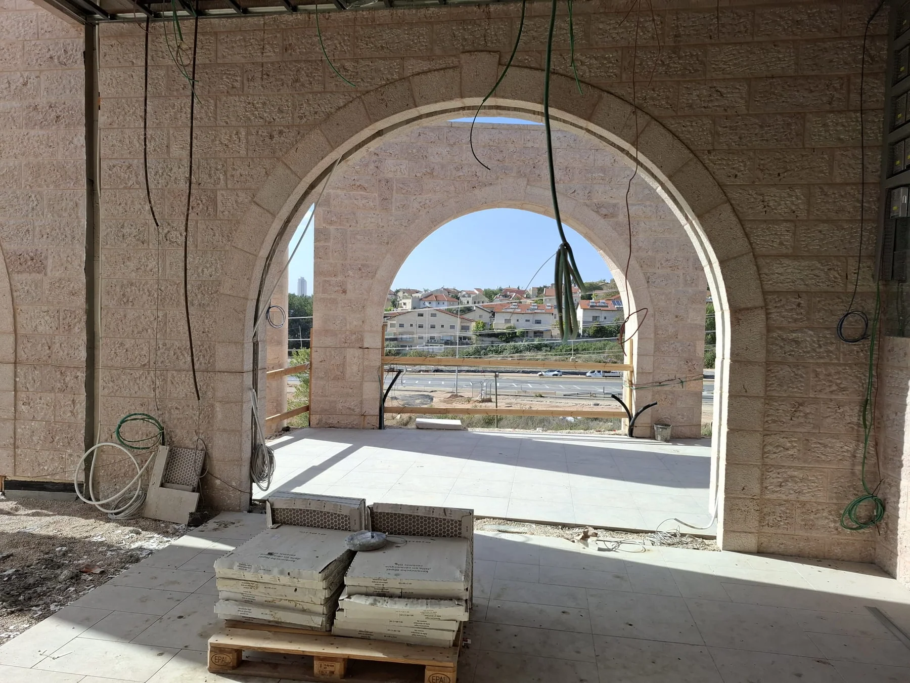 Modiin building arches, image 2