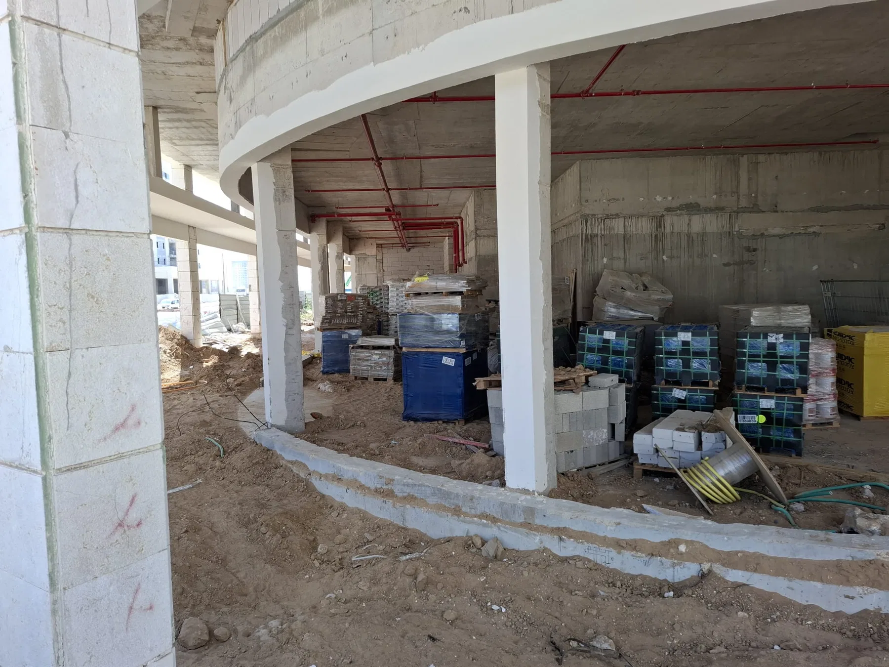As-built 3D measurements for a commercial curtain wall | SpotOn project image