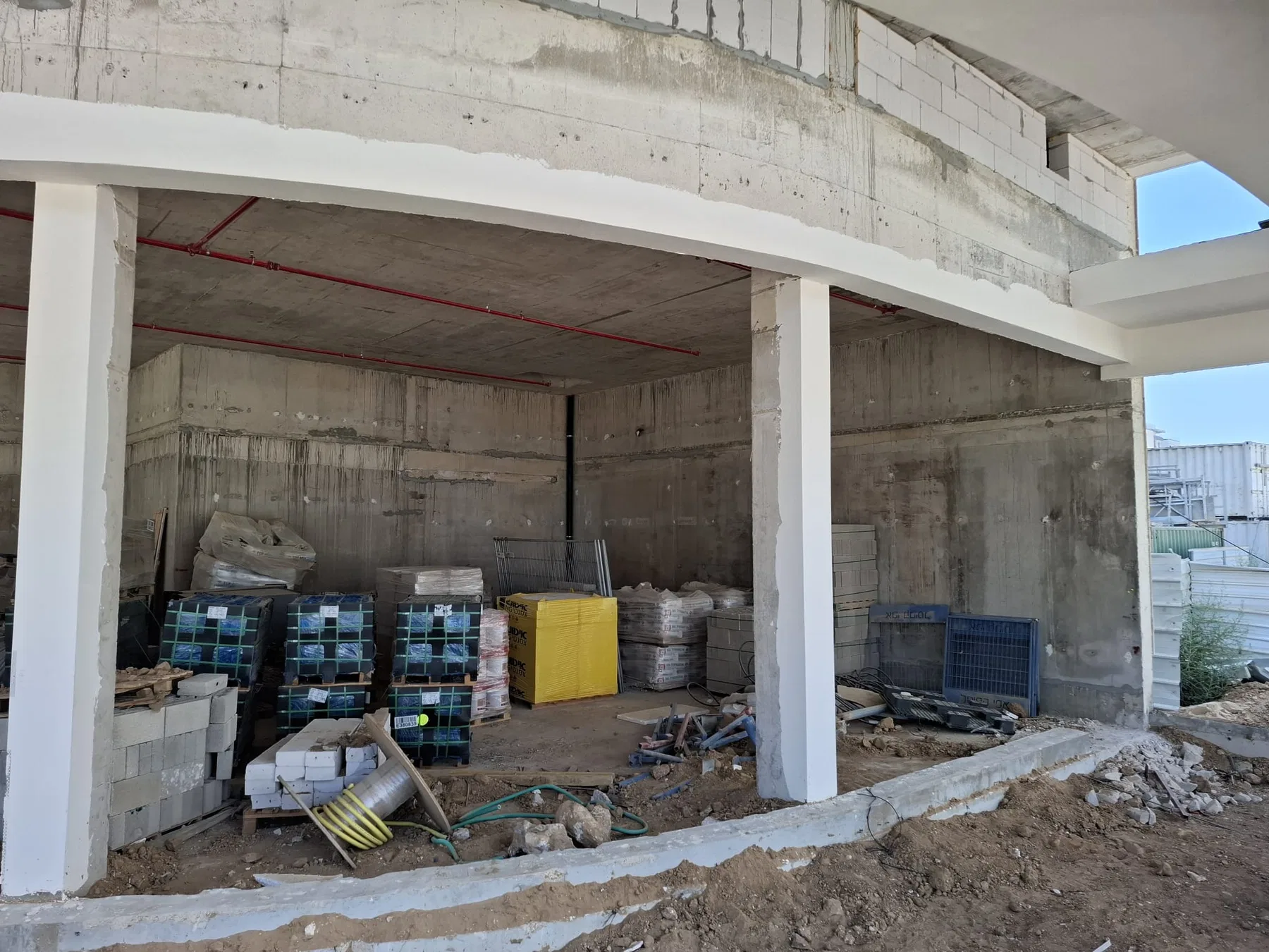 As-built 3D measurements for a commercial curtain wall | SpotOn project image